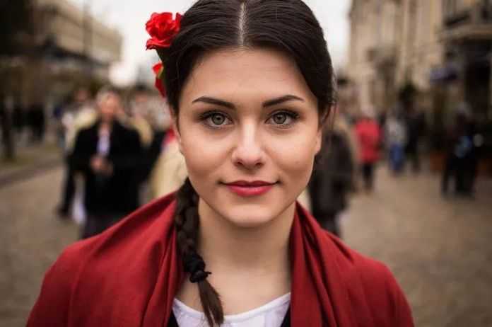 00025010d64879c2d0c6d1787bfadf9c0bbdc887 ©Mihaela Noroc