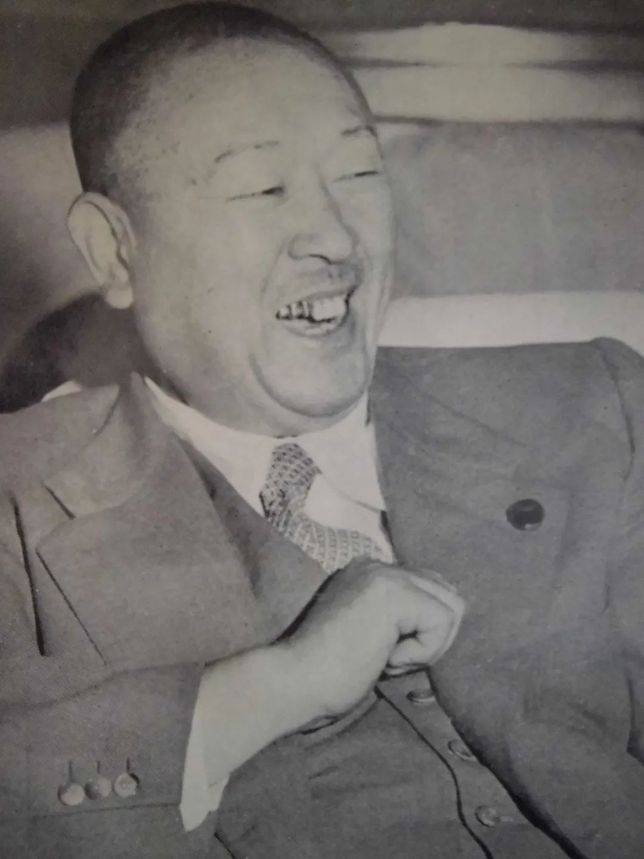 堤清二的父親堤康次郎