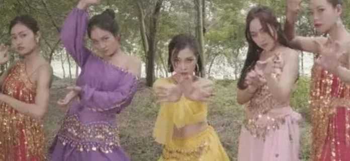 這個版本。主要是來看妖精的