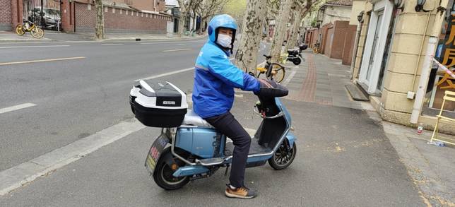 387fb28757396df87015208102cc1c0d60009869 奔波在路上的劉柏啟