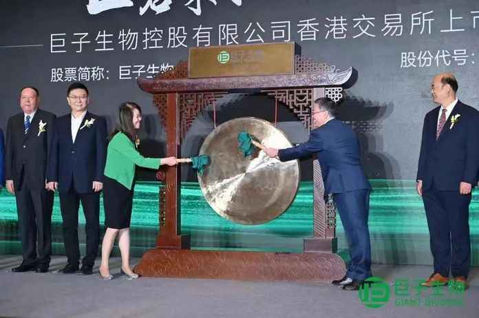 按零售額計算，