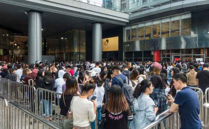 高端不僅給喜茶帶來了人氣，也送來了錢