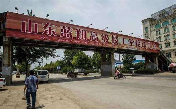 4b68fc77c93ccd9ac314c315b14286965b690a0f 商品買賣嘛,一手交錢一手交貨,算是正常交易