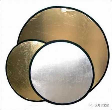 50d9e46ec16e1ae527d82d35f06ca7bf876aae1a 反光板的作用:減輕陰影