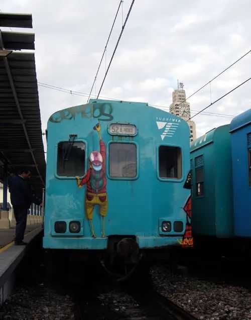 51605db9ca2bf9c3a0d1d76fef3ec279ec6ff11c 02.