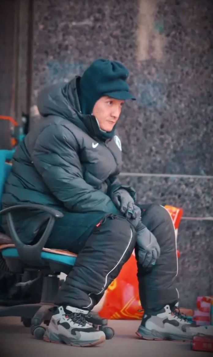 7b2cd18e8efa2cfc1f4ca72ef4672f33cfa791b9