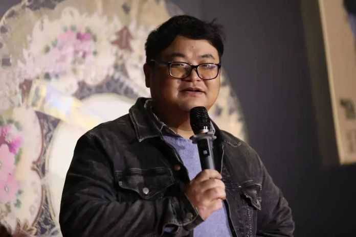 | 批評家、策展人李國華