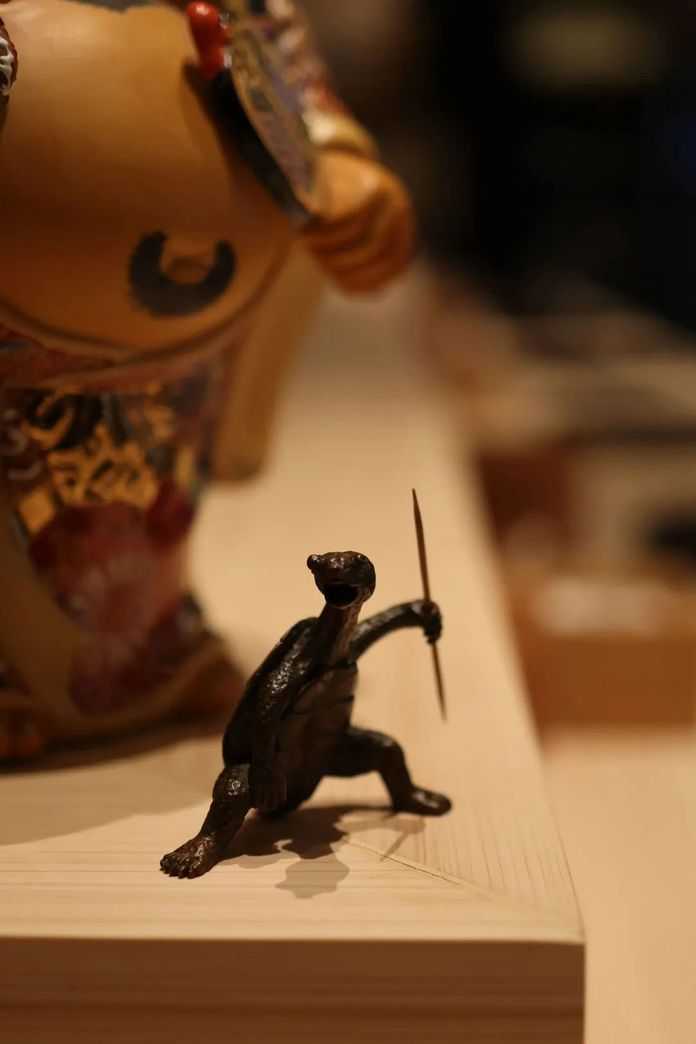 滑動查看下一張圖片