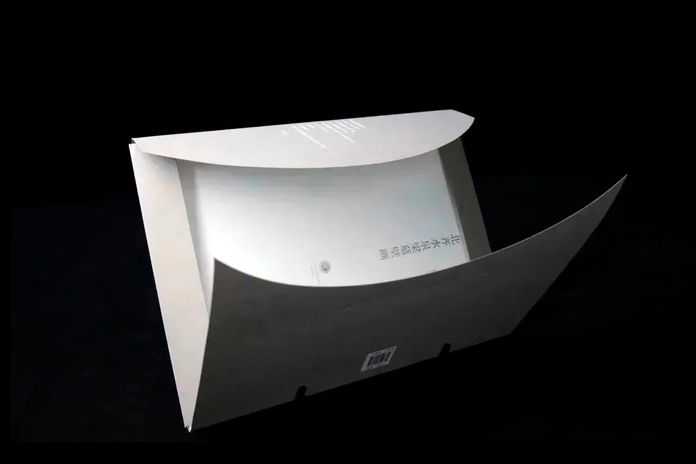 94046c8d023d0e5d9bfb1b13e7984ea1a1cf89c9 | 「信封」樣式的書殼