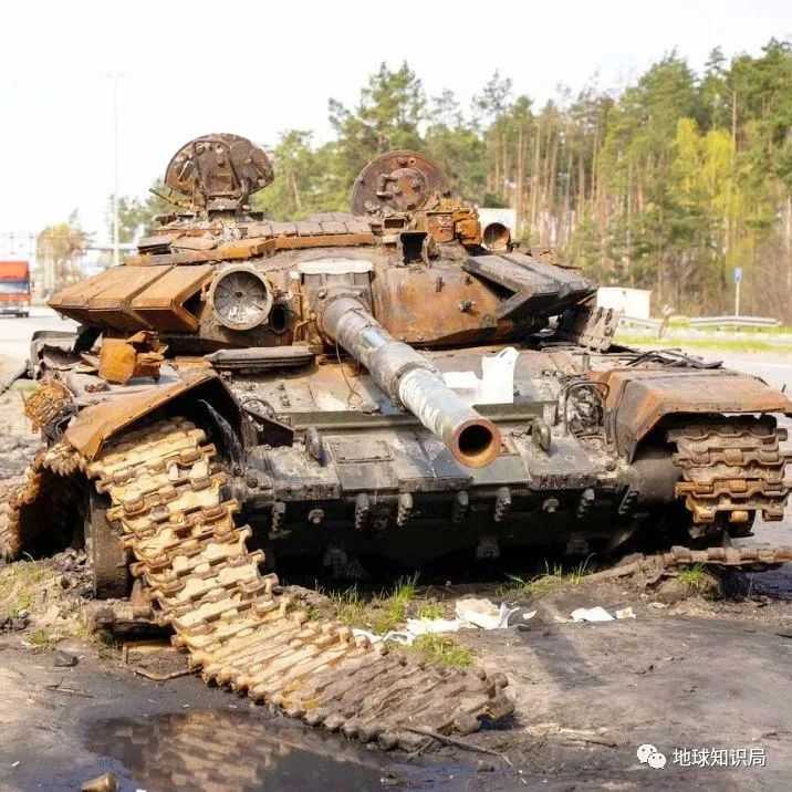 a942f05ac6c6acc7ab6a183704beb891086aa642 (基輔郊外被擊毀的俄軍坦克,圖:壹圖網)
