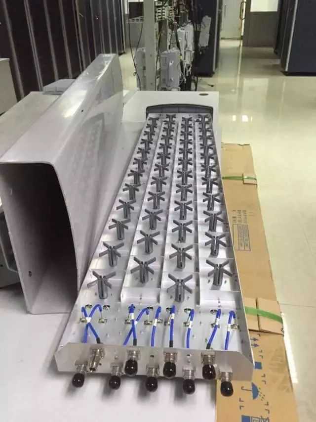 ad5b3ff4ff32791197de781b1aad99265fb1b28c 密集恐懼症又犯了。。