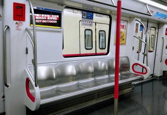 bae6f3f5977f2660c75b57292b54835f1f5030e3 · 可以坐下更多的人 ·