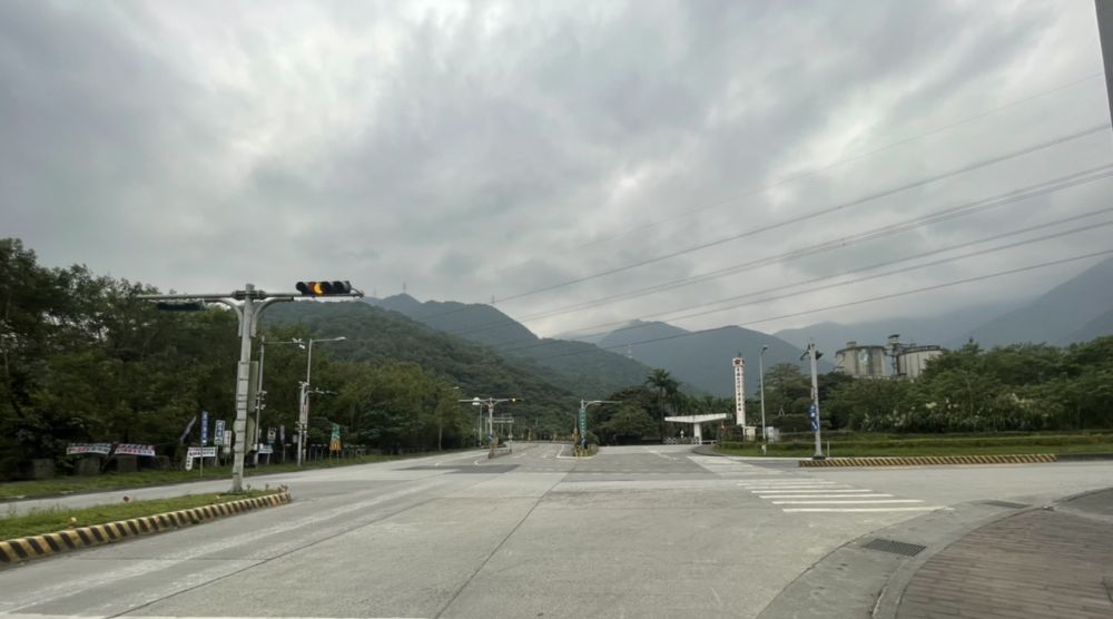 c8ded81623357jpxvjzh
