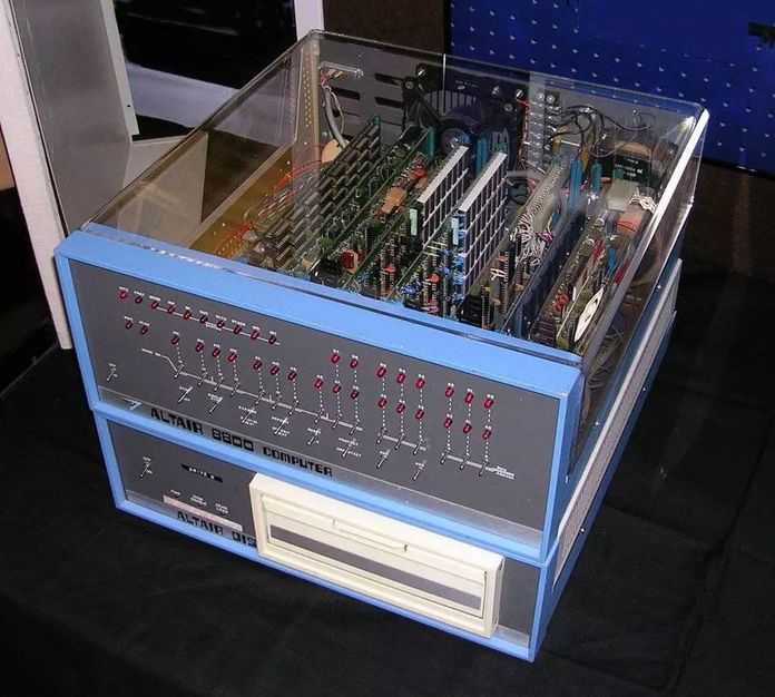 ce19475892a0d5a785a8bcf57ea594924dcc2ca1 Altair 8800