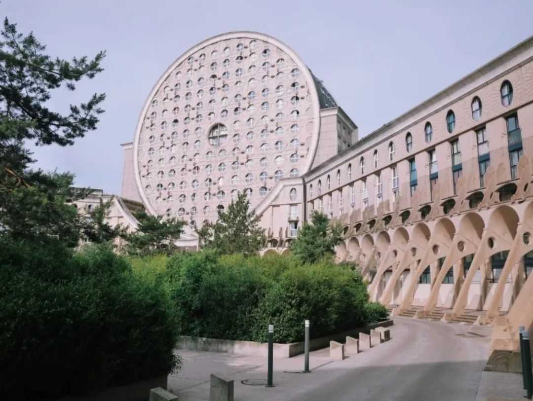 法國馬恩拉谷，1984年