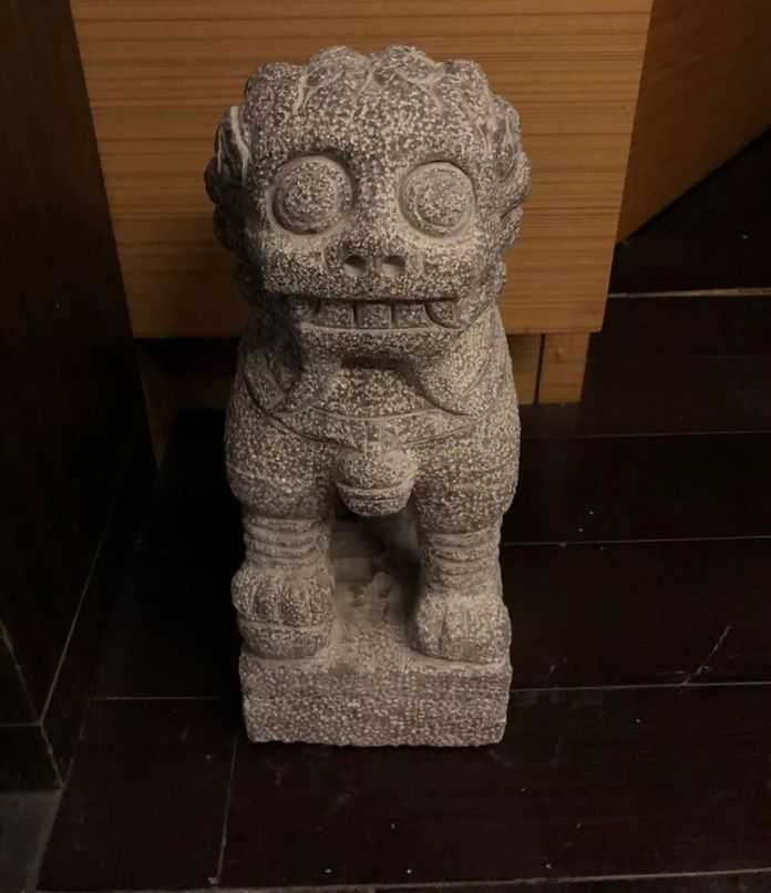 ded74c0f239ead4a2f00ef6cc732e156894f2632 另外一隻是這樣的