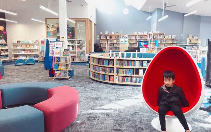 澳洲學校的圖書館