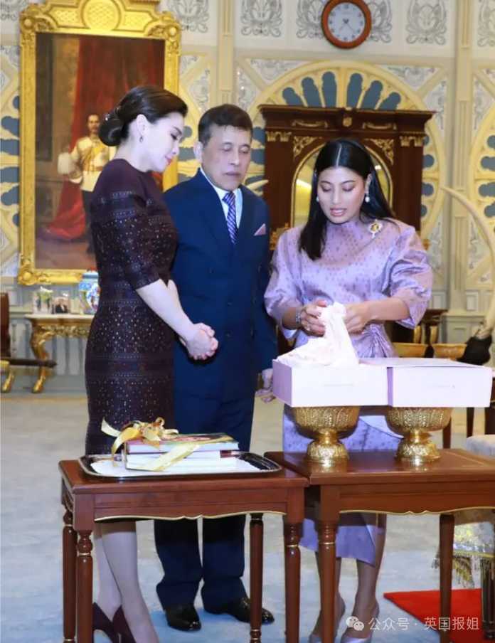 蘇提達氣色是越來越好了，泰王也還活著