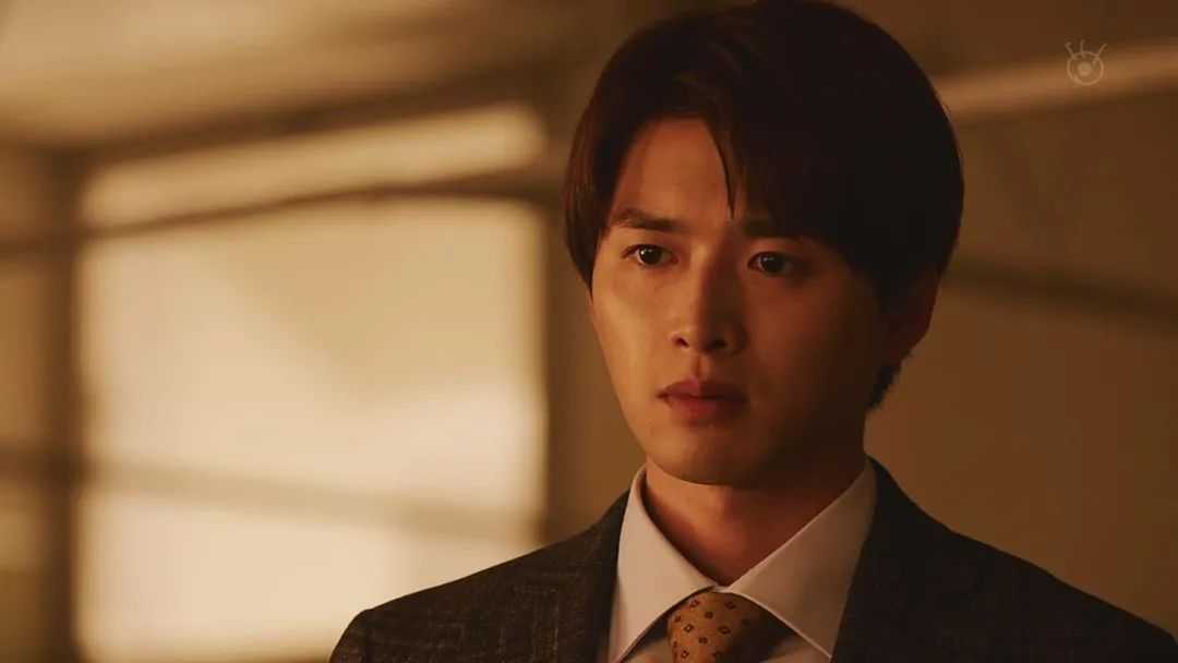 29b5affe6a1866da7b20ed2e0d69fd4825049674 兩個都處於人生低谷的人時隔多年的重逢