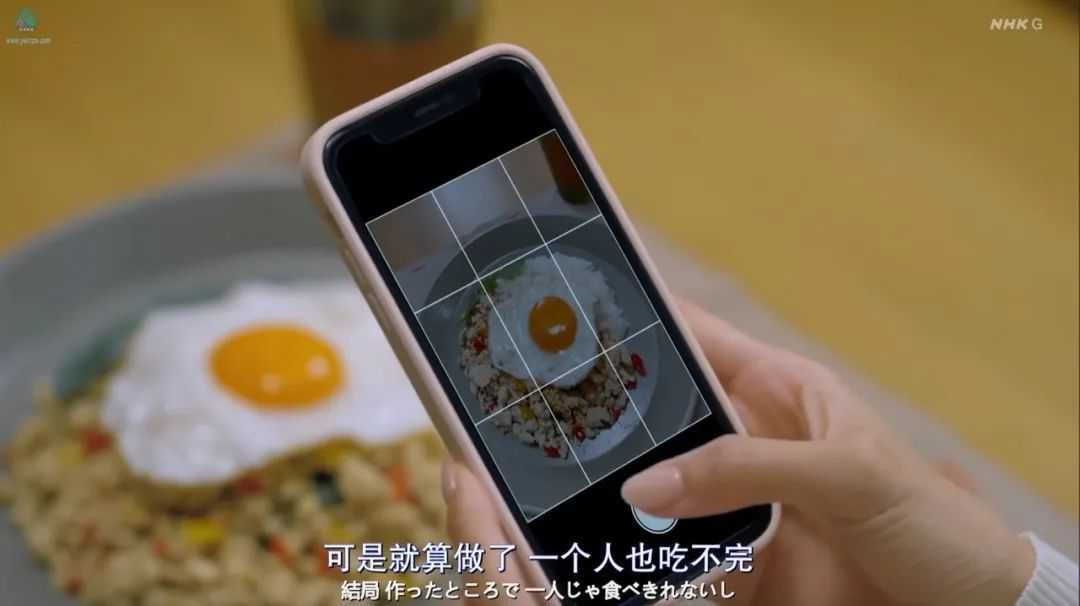 2a6b628fe7f873debf6ec654c4017dadcfdcfba3 一天,2人在電梯裡相遇了——