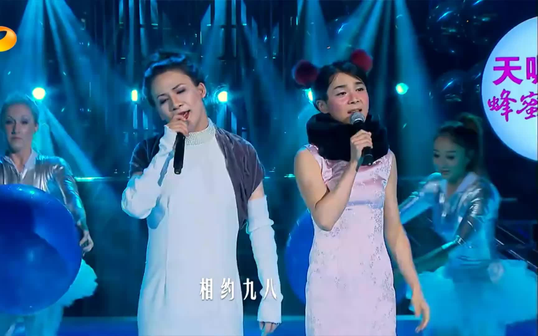 817