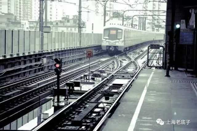 f4efd33fac0513576b31942b14c27ba2ff058097 上海地鐵