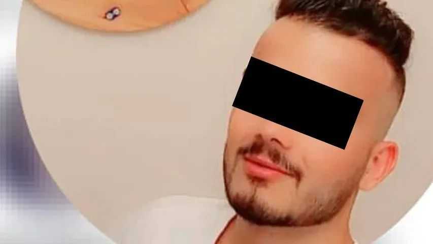 60c9ed5090e3d73379d5334a29a8dd8eabee0936