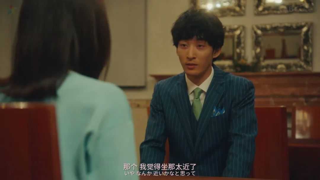 963f4c59729f4894c7b633136d826836930c0fab 因為他是老實人,不懂如何與女孩約會