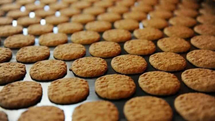 2022年19月底，美國食品藥品監督管理局（FDA）發佈召回通報表示，美國雀巢自願性召回一款巧克力夾