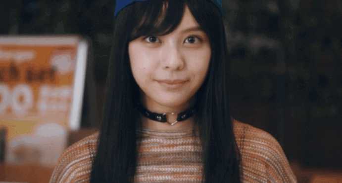 8d0b15fc7ef30b2ed881e7d96945e4b6b7598c3d 在工作間拍裸照,成了她的下班打卡儀式
