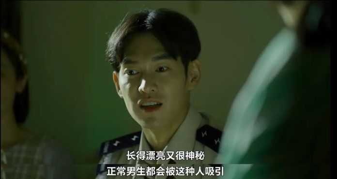 c72ca32ecef998a1bb8a2d6b0d344ba053eba584 一旁的妻子卻故作輕鬆地隨後說出一句