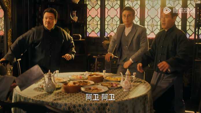 然後剁掉了自己的腳趾頭...