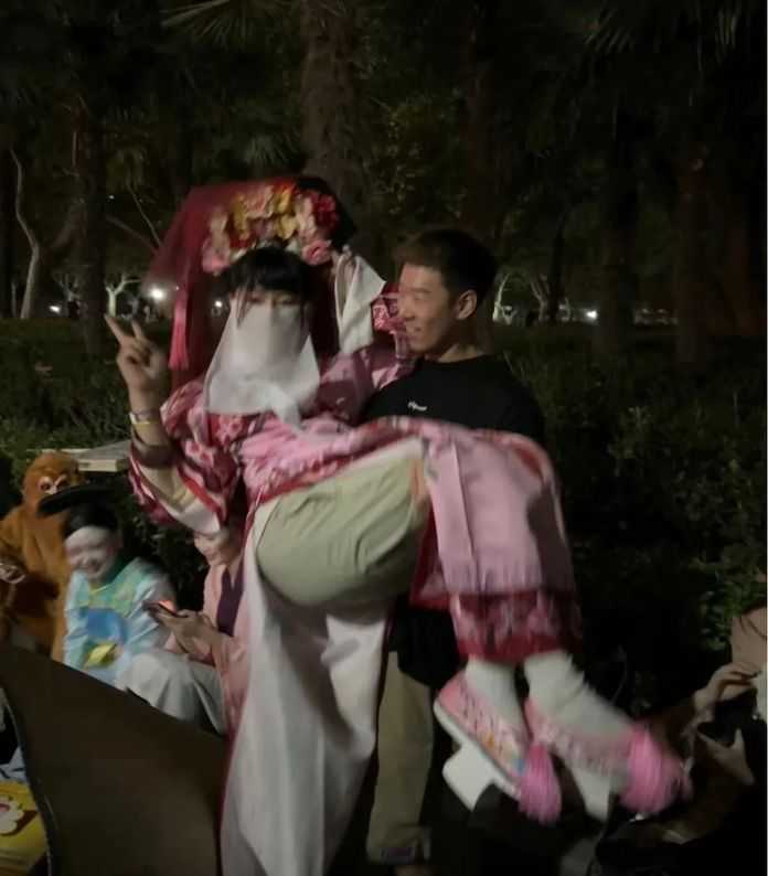 但抱起來是怎麼回事？！