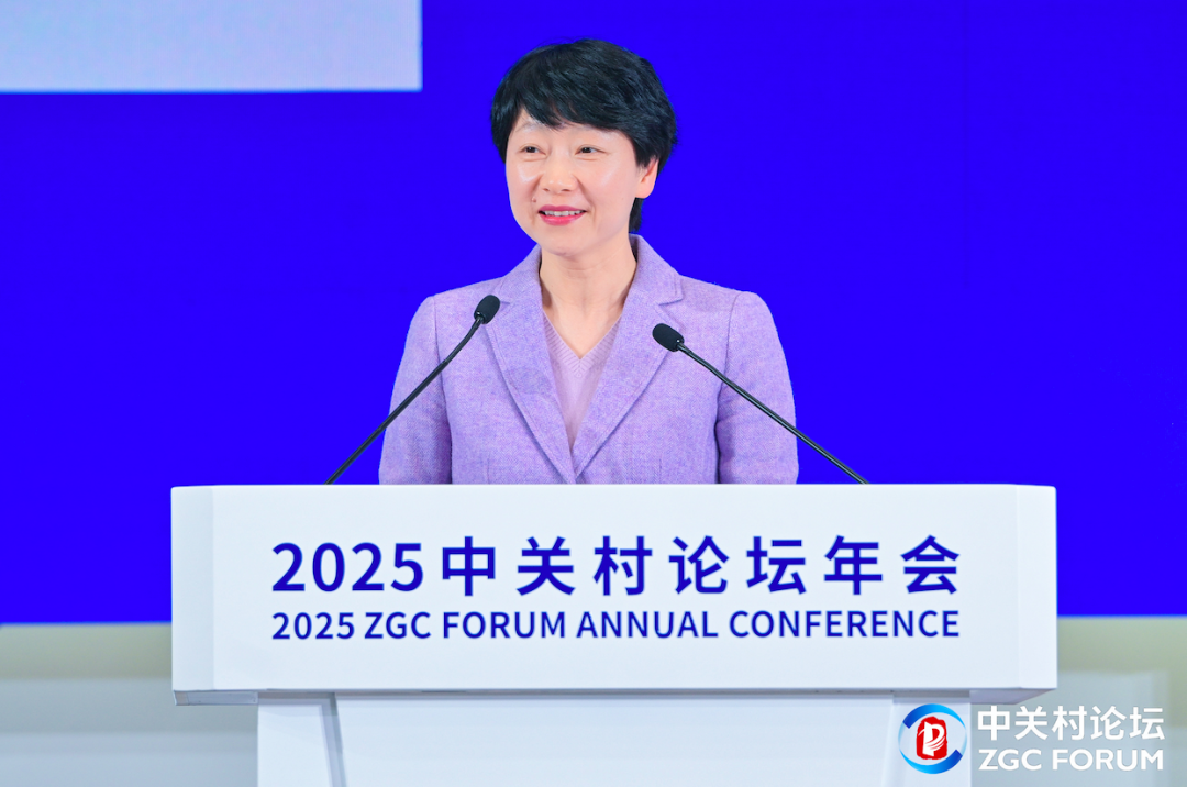 7312754352324608 图片