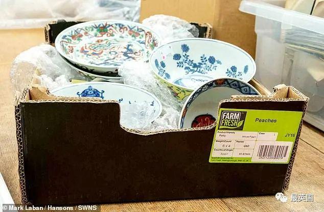 英国男子家中翻出旧盘竟是中国明朝瓷器,拍出近百万天价! 英国男子家中翻出旧盘竟是中国明朝瓷器,拍出近百万天价!