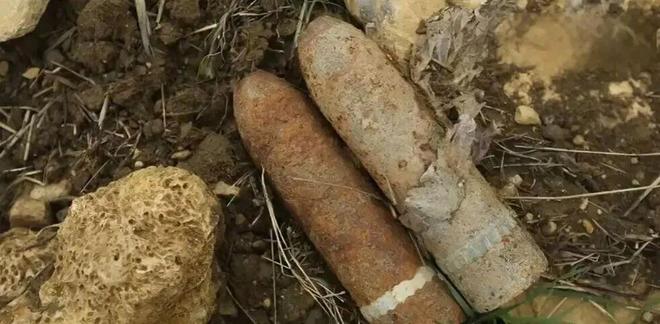 法国24岁小哥急诊掏“古董”？菊花卡1918年炮弹！医生秒喊拆弹队
